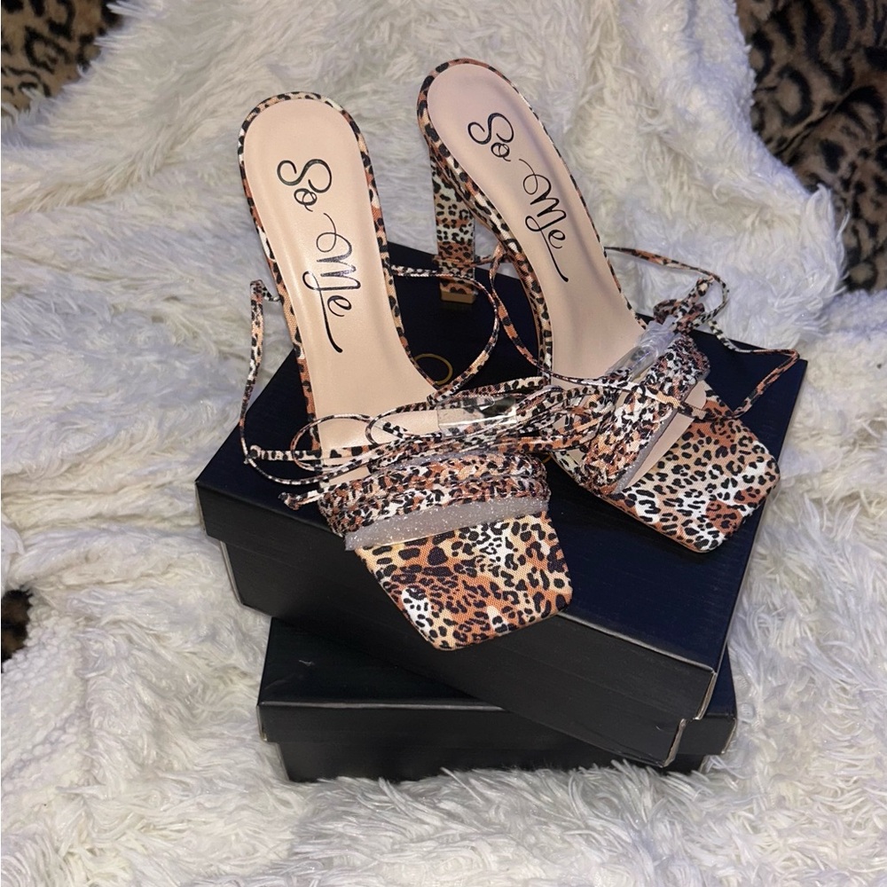 Lepoard print heels